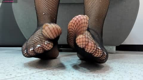 Snapshot of sophieharris__ chatting on December 30, 10:45 pm sophieharris__ online show from December 30, 10:45 pm