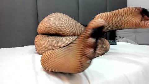 Snapshot of sophieharris__ chatting on January 11, 2:30 am sophieharris__ online show from January 11, 2:30 am
