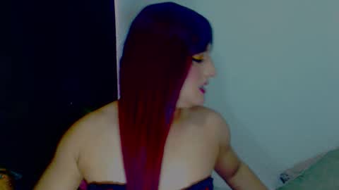 sophiehillsxo online show from October 28, 2:53 pm