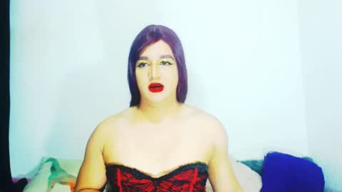 sophiehillsxo online show from April 10, 3:12 am