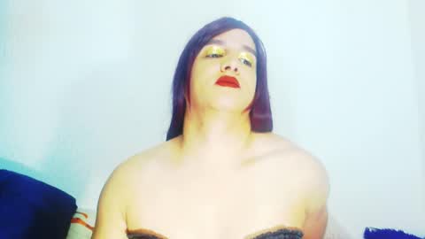 sophiehillsxo online show from April 17, 11:08 pm