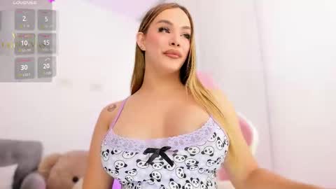 SAMANTHA online show from December 22, 1:52 pm