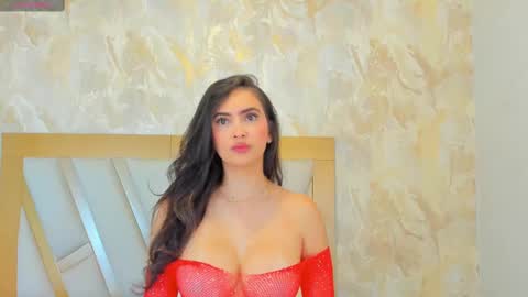 Snapshot of sophiekozlov chatting on November 4, 1:43 pm Sophie online show from November 4, 1:43 pm