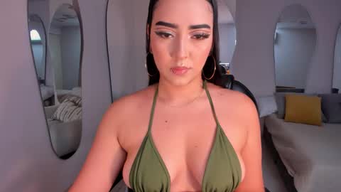 Sophie online show from March 8, 3:54 am