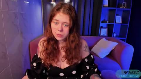 Sophie online show from February 15, 8:05 pm