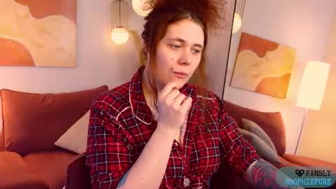 Sophie online show from February 17, 10:16 pm