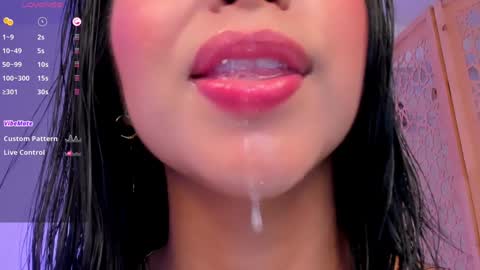 sophierooy online show from December 12, 9:58 pm