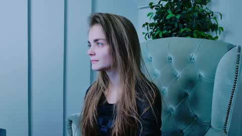 Sophie and my bestie Mandy    online show from December 1, 7:36 pm