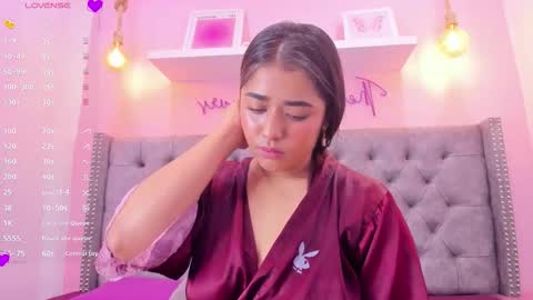 Sophii  online show from December 4, 9:01 pm