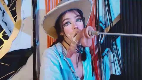 Snapshot of sophiie18__ chatting on October 27, 9:19 pm sofi online show from October 27, 9:19 pm