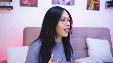 Sophiie online show from January 8, 12:57 am