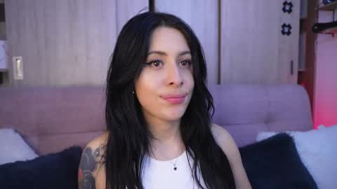 Sophiie online show from April 11, 12:15 am