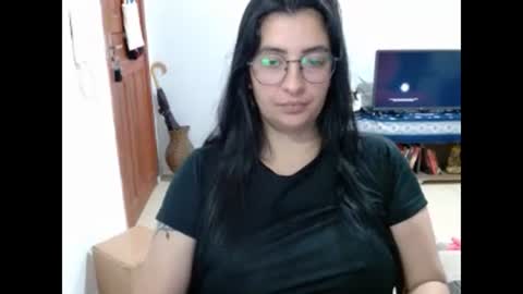 sophirivers online show from November 25, 2:00 am