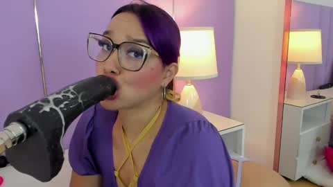 Sophy online show from October 6, 11:51 am