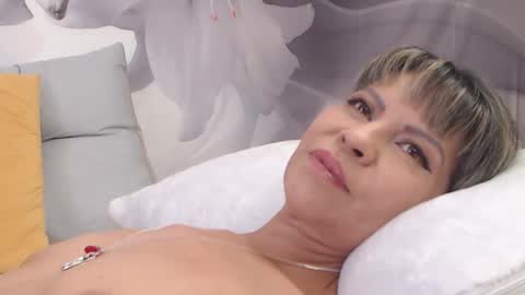 Sophy online show from February 1, 3:28 pm