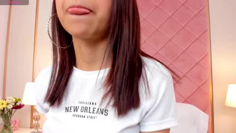 Sophie online show from March 11, 12:28 pm