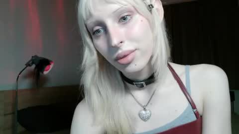 sora999999999 online show from April 15, 9:04 pm