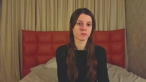 sorayanox online show from December 4, 2:15 pm