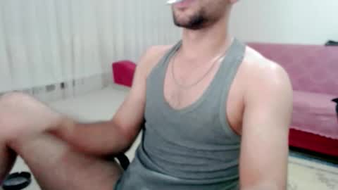 Snapshot of sorrymybadd chatting on September 28, 9:53 pm luis online show from September 28, 9:53 pm