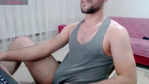 Snapshot of sorrymybadd chatting on October 2, 9:33 pm luis online show from October 2, 9:33 pm