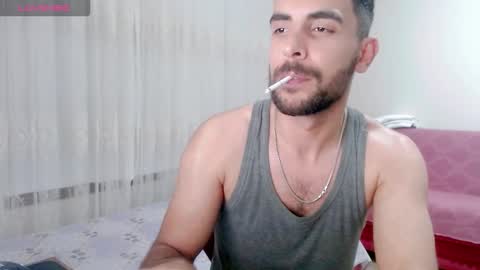 Snapshot of sorrymybadd chatting on December 3, 9:24 pm luis online show from December 3, 9:24 pm