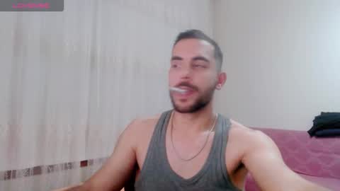 Snapshot of sorrymybadd chatting on December 16, 9:42 pm luis online show from December 16, 9:42 pm