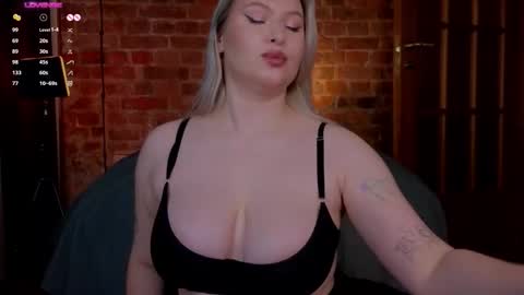 soulmeinme online show from November 20, 8:19 pm