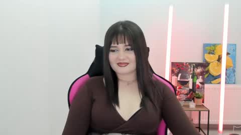 Jennie online show from April 15, 2:24 pm