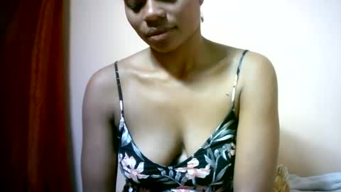 Snapshot of sourayaa chatting on July 5, 5:31 pm sourayaa online show from July 5, 5:31 pm
