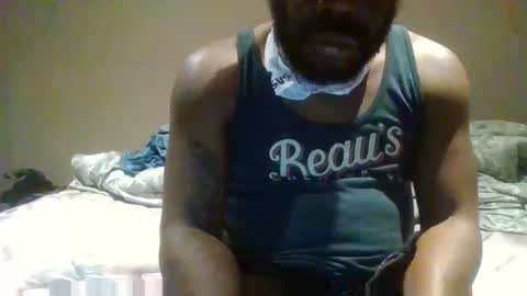 Snapshot of source1012 chatting on January 9, 4:41 am source1012 online show from January 9, 4:41 am