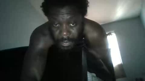 Snapshot of source1012 chatting on November 21, 3:11 pm source1012 online show from November 21, 3:11 pm