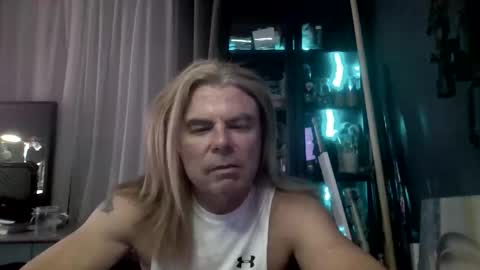 Milaney  Dalaney online show from April 19, 8:13 am