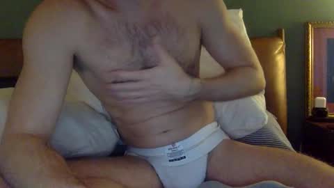 Snapshot of southerncityjerk chatting on December 13, 8:37 pm southerncityjerk online show from December 13, 8:37 pm