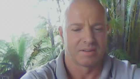 Snapshot of soveryhandsome chatting on October 10, 7:29 am soveryhandsome online show from October 10, 7:29 am