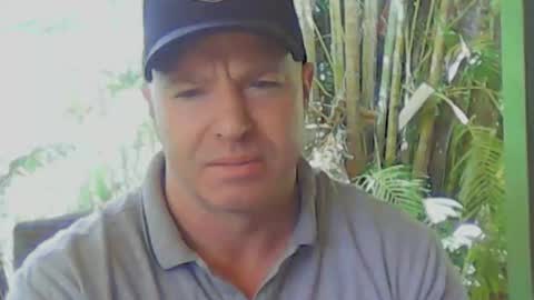 Snapshot of soveryhandsome chatting on October 31, 11:28 pm soveryhandsome online show from October 31, 11:28 pm