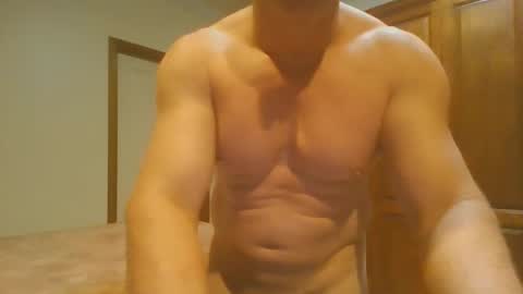 Snapshot of soveryhandsome chatting on November 27, 10:50 am soveryhandsome online show from November 27, 10:50 am