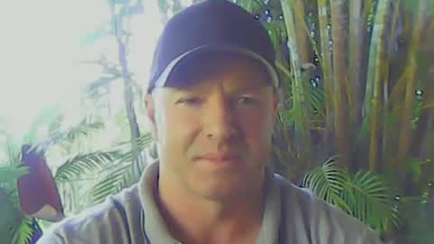 Snapshot of soveryhandsome chatting on November 29, 6:05 am soveryhandsome online show from November 29, 6:05 am