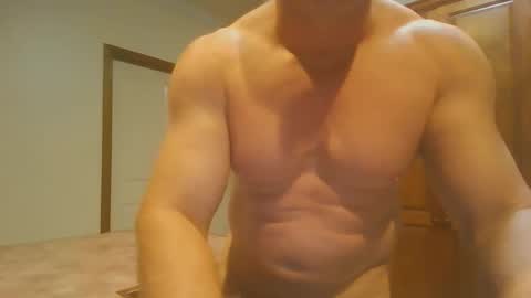 Snapshot of soveryhandsome chatting on December 18, 10:43 am soveryhandsome online show from December 18, 10:43 am