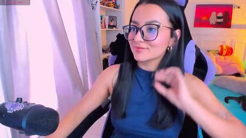 Snapshot of soy___lili chatting on November 14, 9:02 pm Lili online show from November 14, 9:02 pm