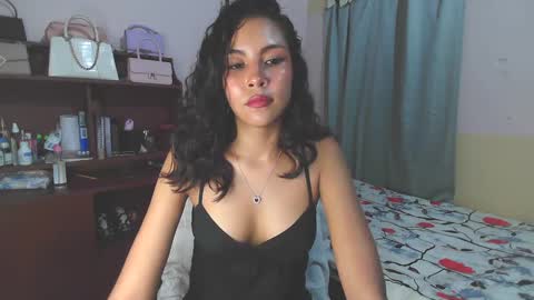 Snapshot of soy_miauhg chatting on March 10, 9:32 am Miauhg online show from March 10, 9:32 am
