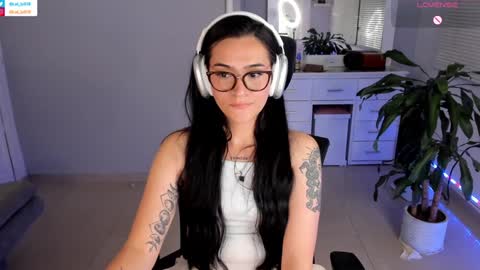 Luisa    online show from January 19, 11:43 pm