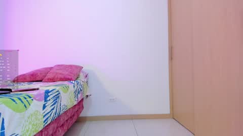 Instagram Soyamandaa  1 online show from January 29, 11:14 pm