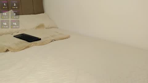 Instagram Soyamandaa  1 online show from March 23, 2:37 am