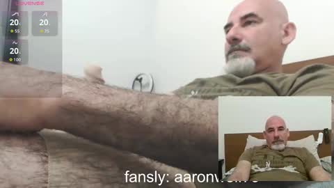 WhiteWolfFL online show from November 15, 1:40 pm