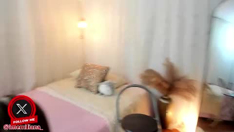 Snapshot of soyemi_ chatting on June 13, 11:35 pm 25 online show from June 13, 11:35 pm