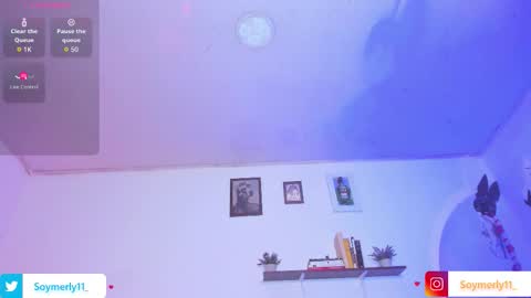 Independent Model Merly online show from October 27, 5:33 am