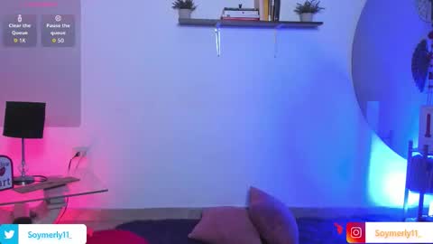 Independent Model Merly online show from November 19, 12:43 am