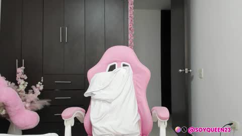 SoyQueen online show from December 20, 4:30 am