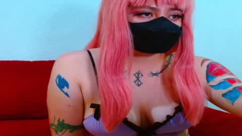 Snapshot of soyrouxy chatting on January 9, 7:10 am Rouxy online show from January 9, 7:10 am