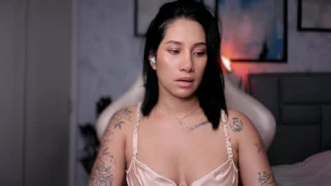 brisa  s online show from March 27, 3:12 pm